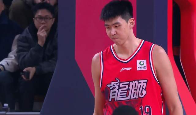 8868体育-给点阳光就灿烂！徐昕轰下24分14板，统治加时赛，杜锋又被打脸了